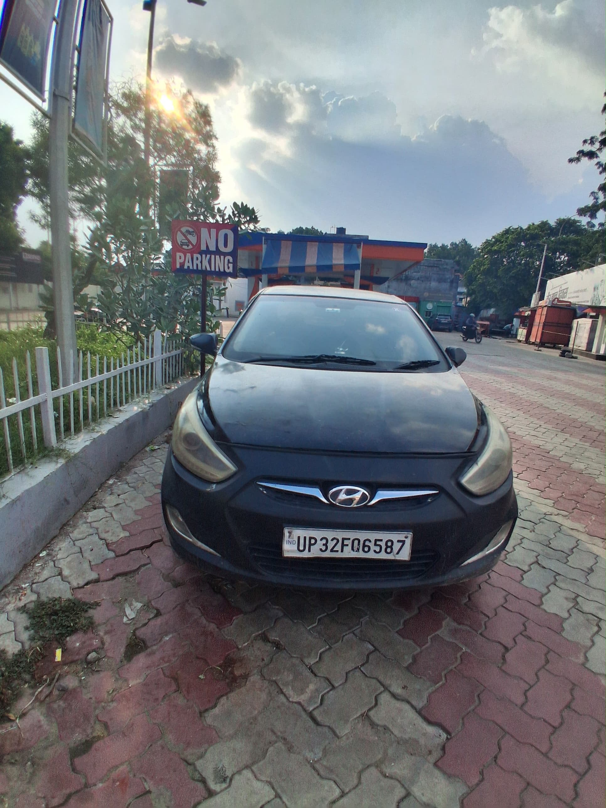 HYUNDAI VERNA
