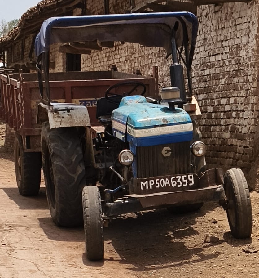 Escorts Powertrac 439 Ds Plus