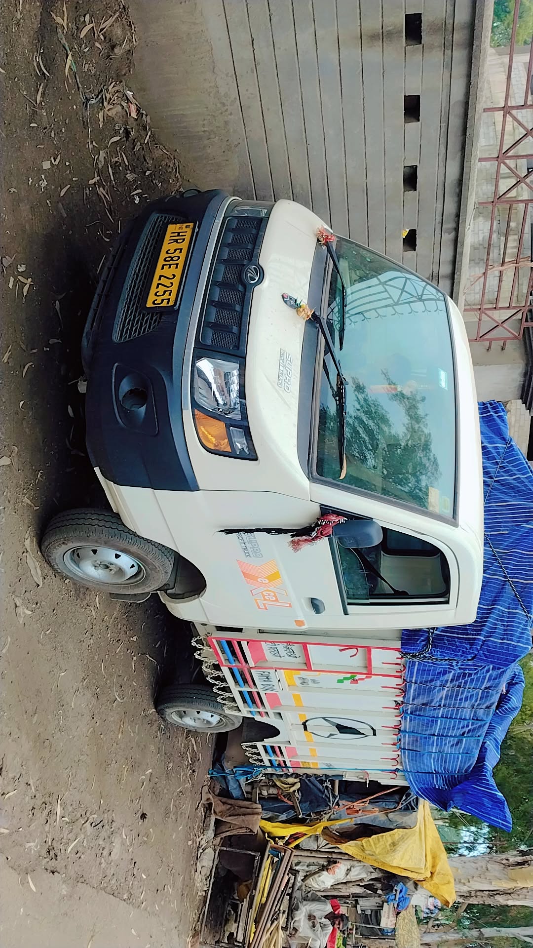 MAHINDRA SUPRO PROFIT TRUCK