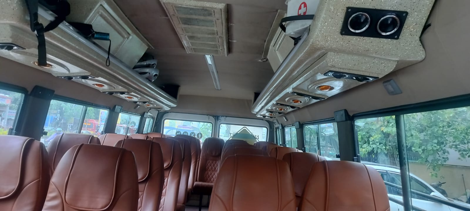 FORCE MOTORS TRAVELLER T2