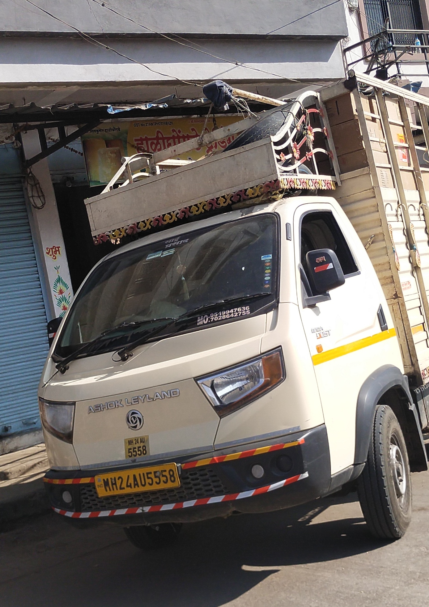 Used ASHOK LEYLAND BADA DOST I4 2590/ LS FSD/i3 BS VI trucks for Sale