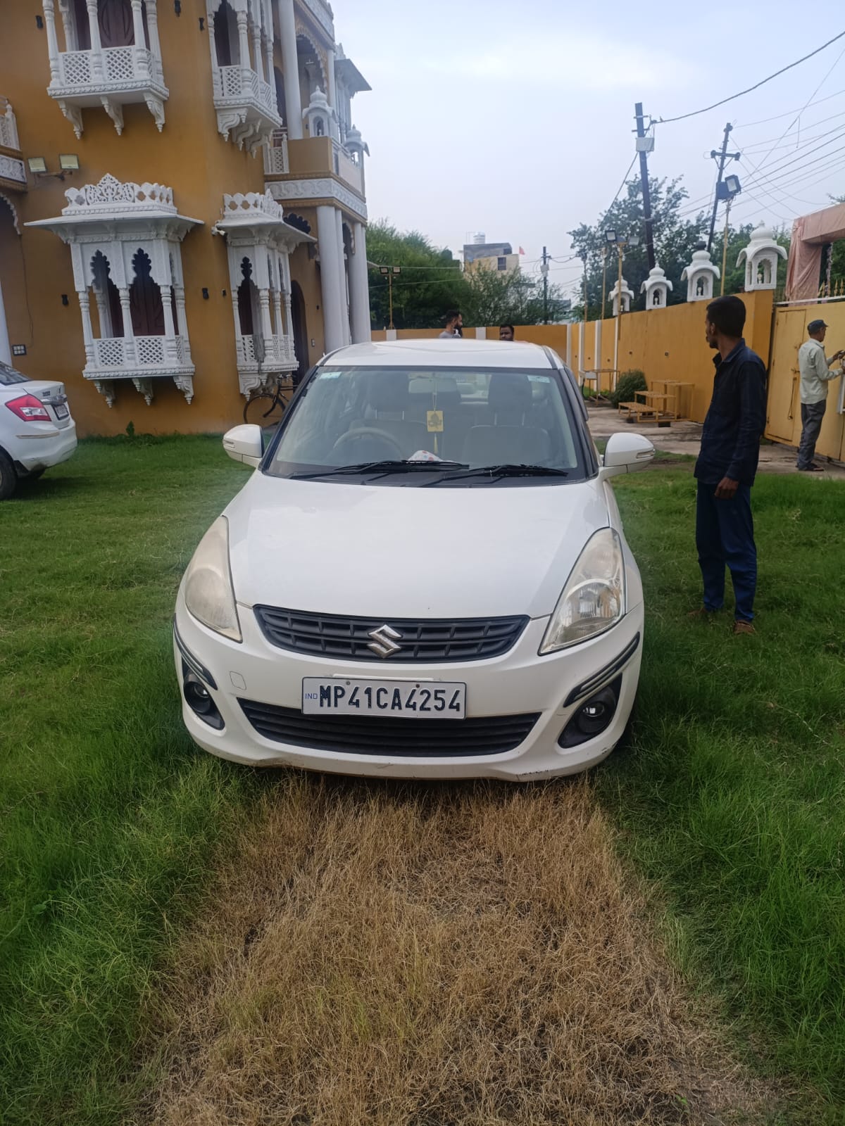 MARUTI SUZUKI SWIFT DZIRE