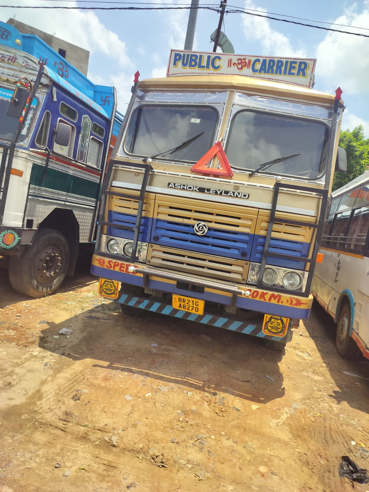 ASHOK LEYLAND 3718