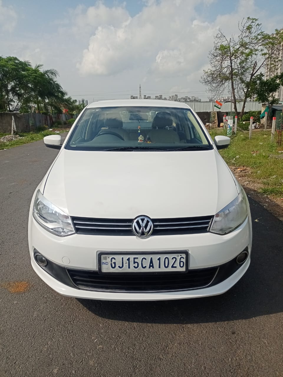 VOLKSWAGEN VENTO