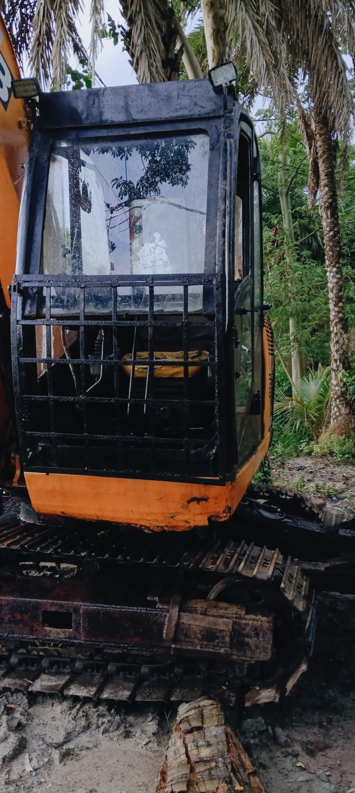 Jcb Js81