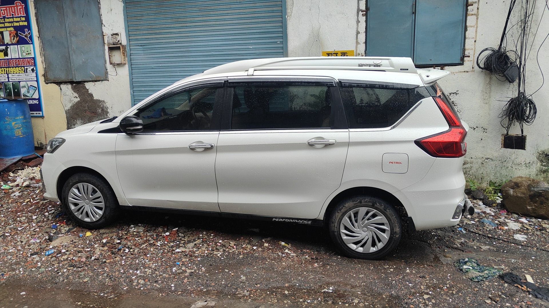 MARUTI SUZUKI ERTIGA
