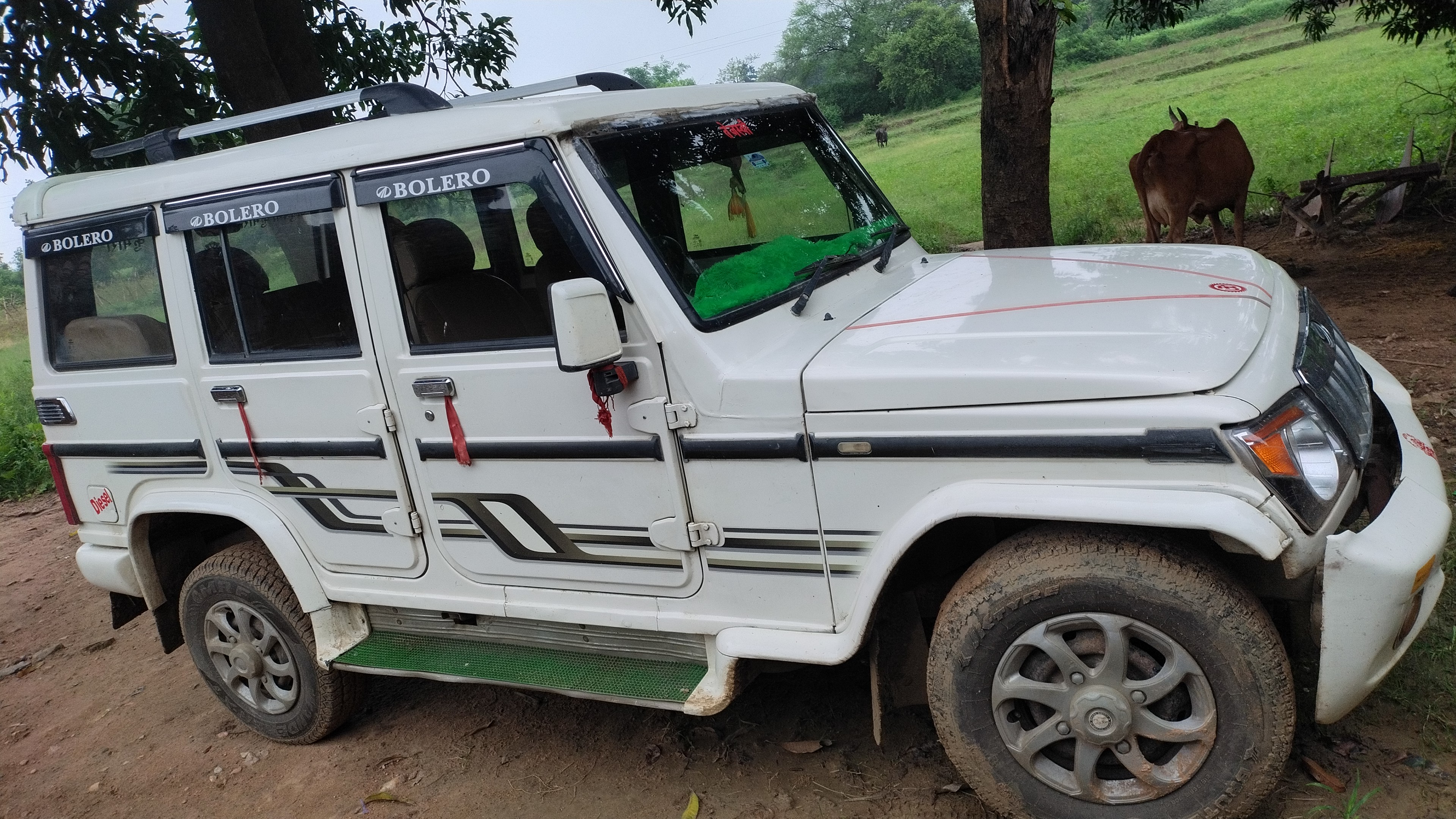 MAHINDRA BOLERO