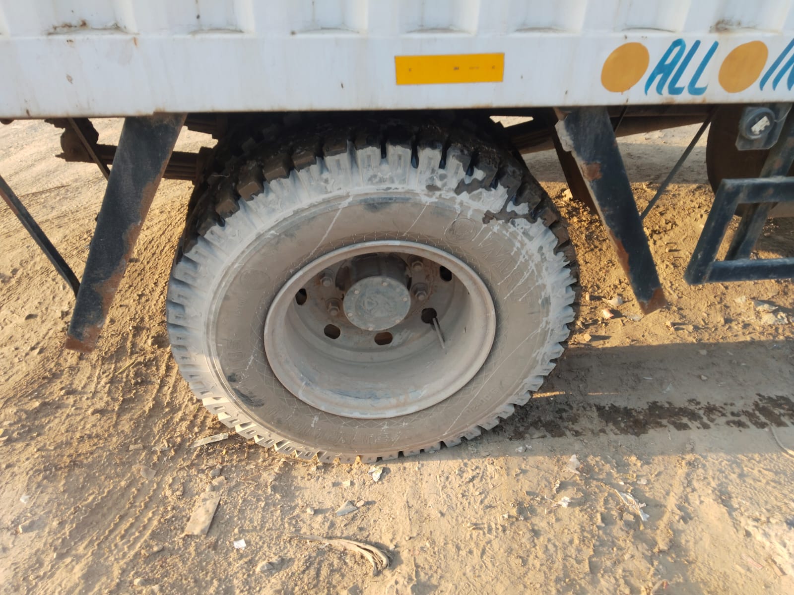 TATA MOTORS LPT 1512