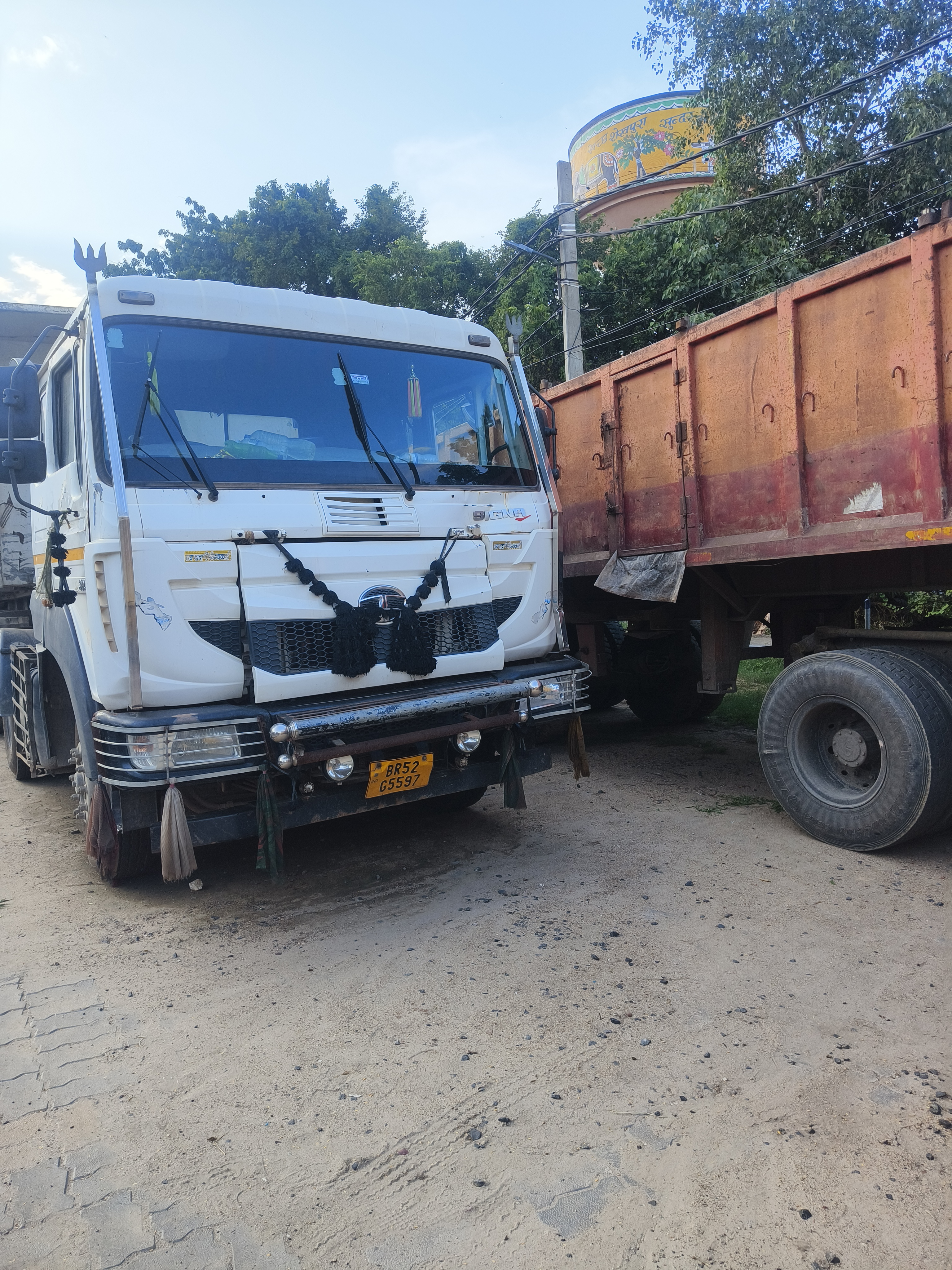 TATA MOTORS SIGNA 5530.S