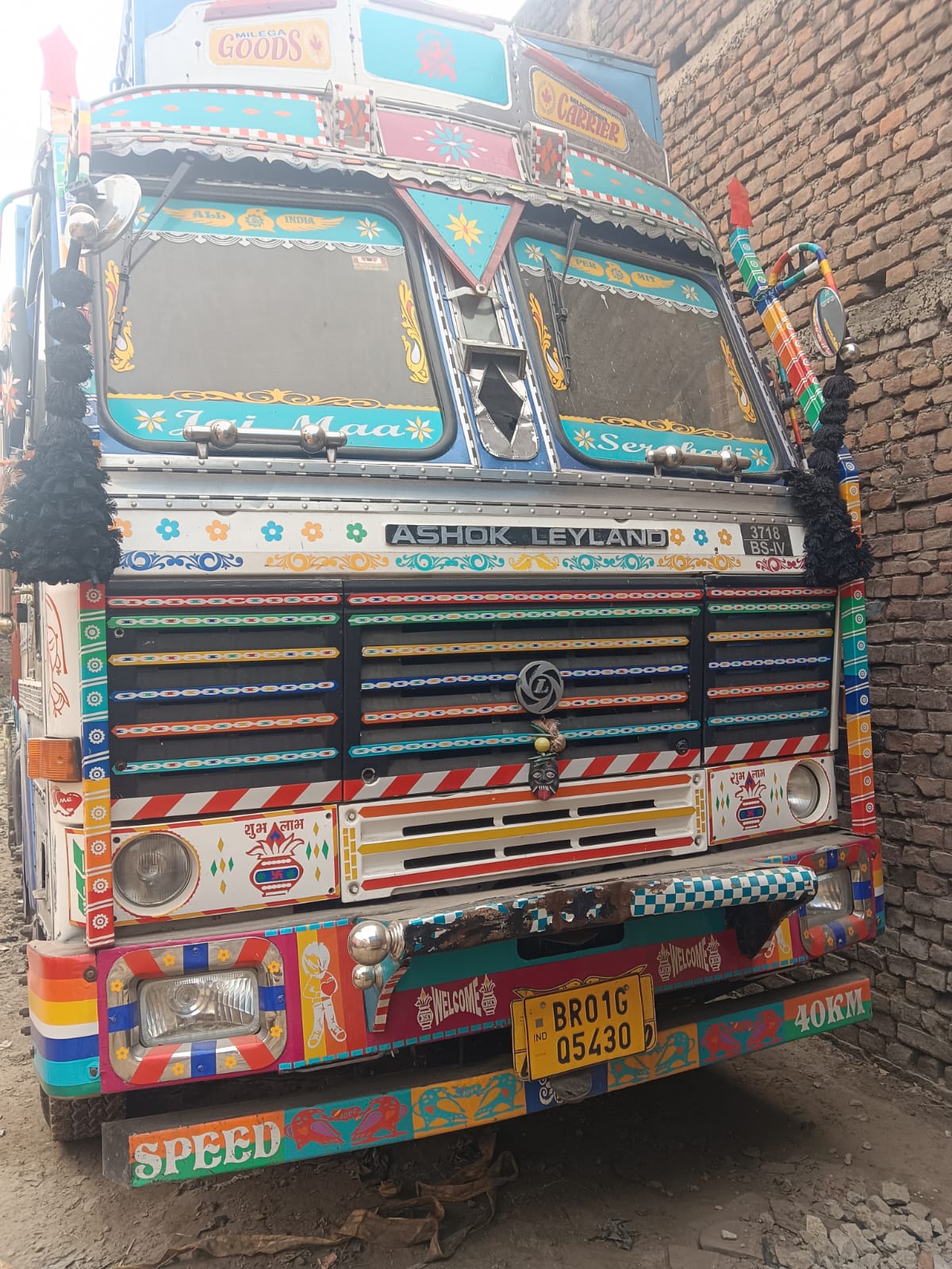 ASHOK LEYLAND 3718